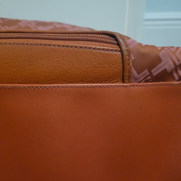 TUMI Signature Collection Logo Weekender Bag - Picture 14 of 15